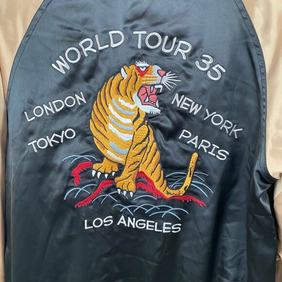 Stussy black and gold satin bomber world tour 35 embroidered tiger men's M - Picture 7 of 9